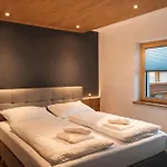Ruhestube - Design Apartment With Balcony Holiday home Fuegen