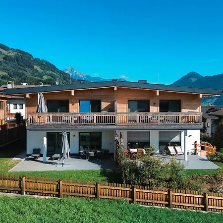 Ruhestube - Balcony Und Car Park By Alpenluxus