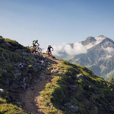 Ruhestube - Alpenluxus Collection Fügen