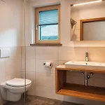 Ruhestube - Design Apartment With Balcony Casa vacanze Fügen